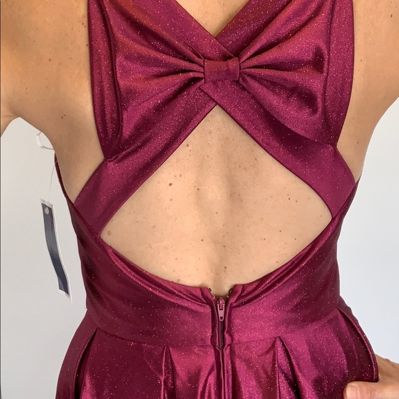 Beautiful sparkly dress by Dear Moon - Picture 3 of 5